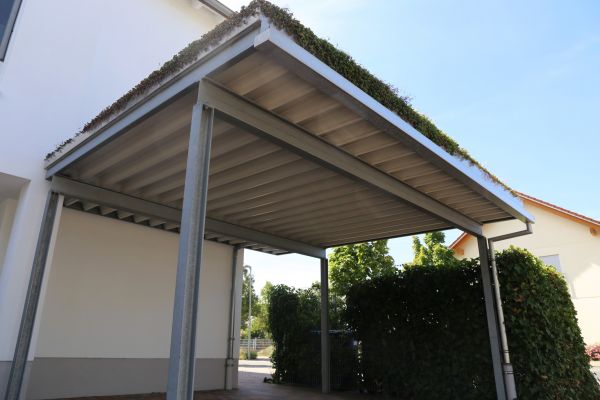 Metal Carport Assembly